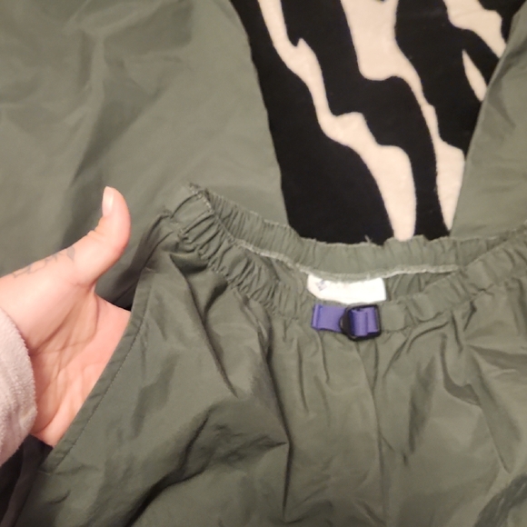 Columbia Sage Green Elastic Waist Pants - Picture 3 of 5